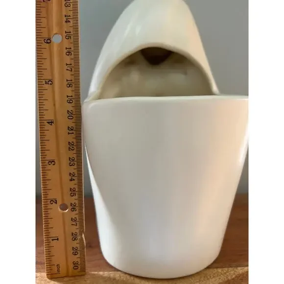 Vtg Haeger Virgin Mary Planter/Vase, Ceramic Madonna Religious Praying Hands